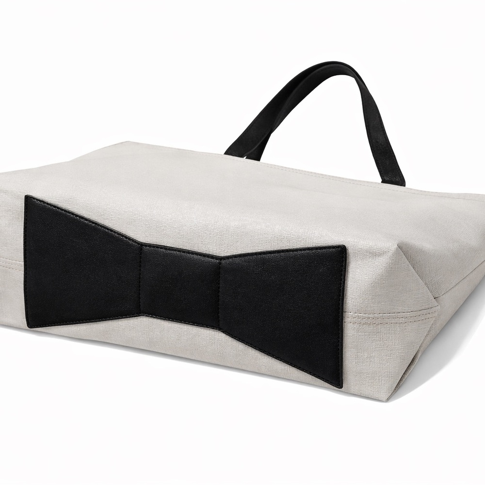 Kate Spade Black and Cream Shoulder Bag